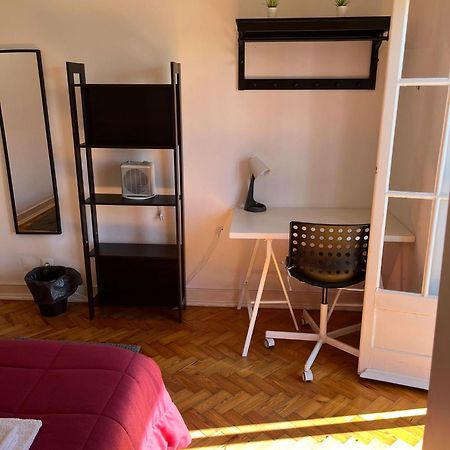 Alvalade II Airport Guest House Lissabon Buitenkant foto