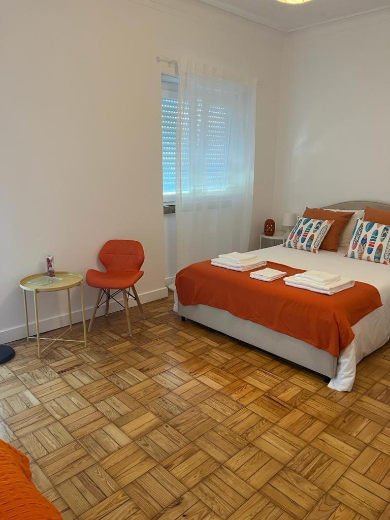 Alvalade II Airport Guest House Lissabon Buitenkant foto