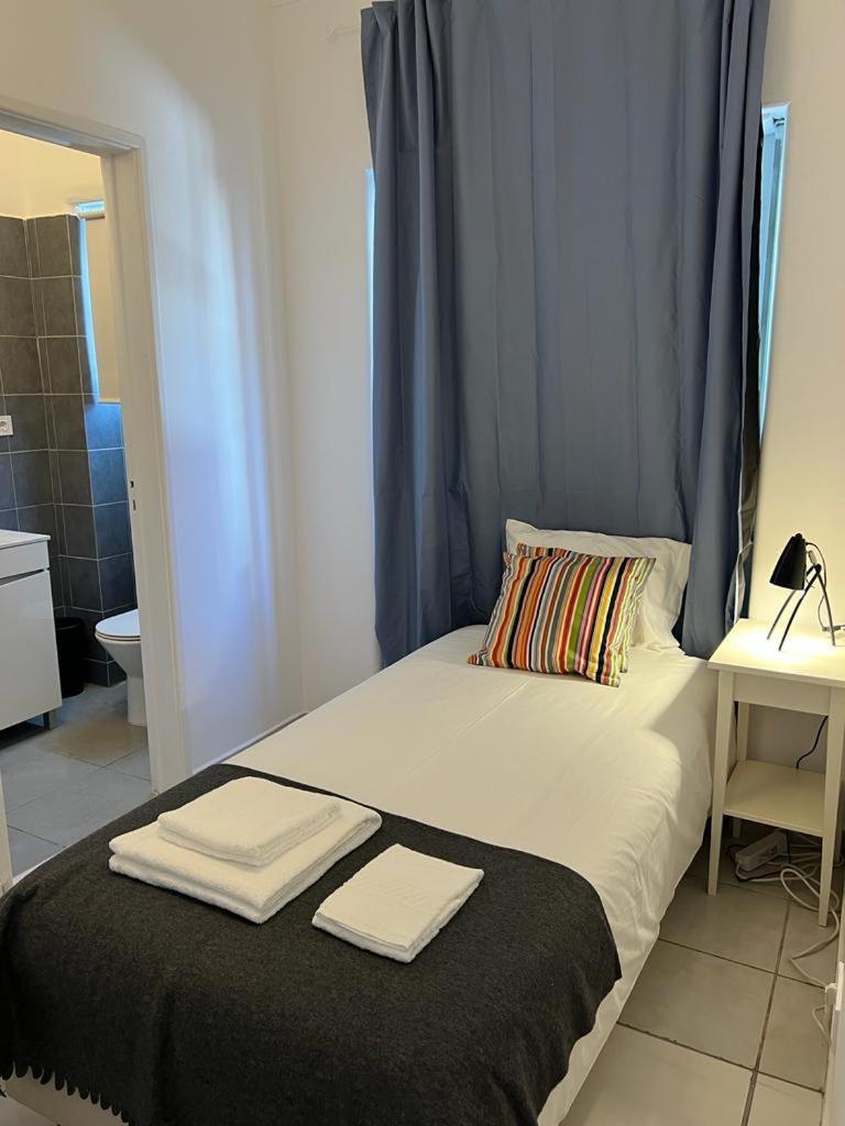 Alvalade II Airport Guest House Lissabon Buitenkant foto