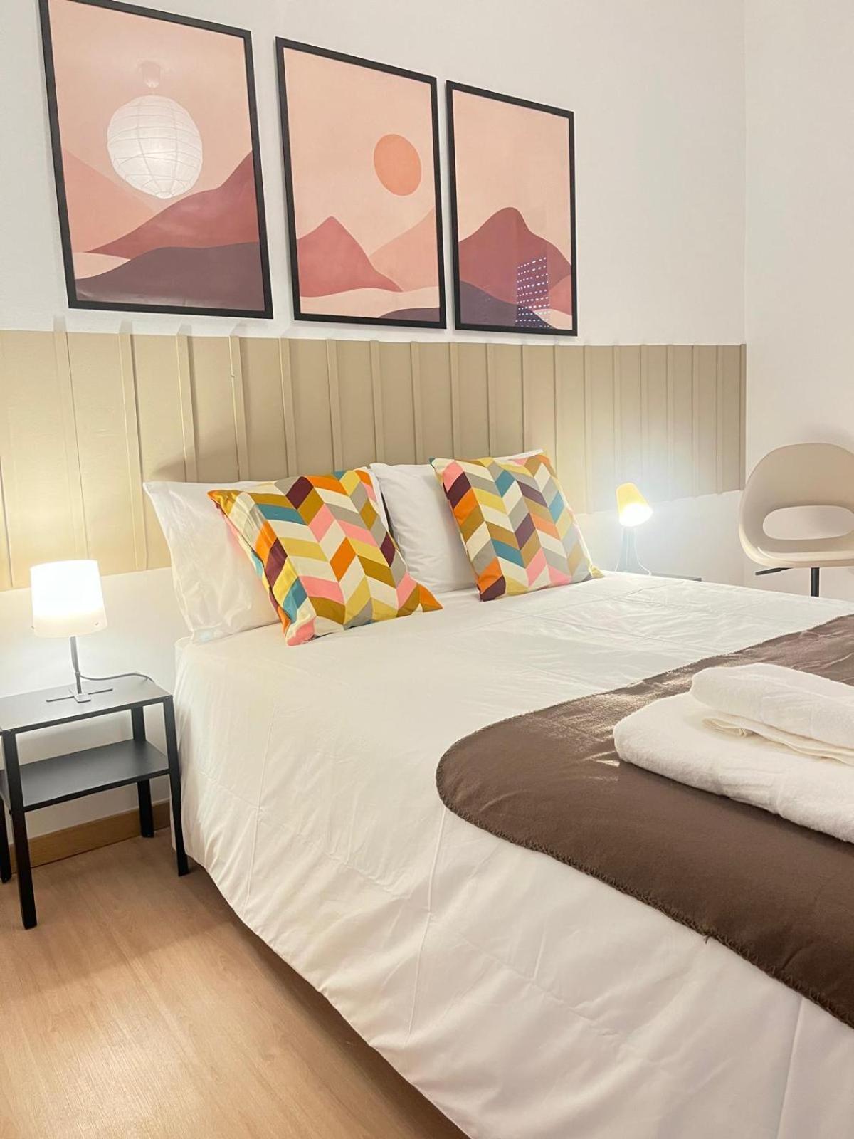 Alvalade II Airport Guest House Lissabon Buitenkant foto