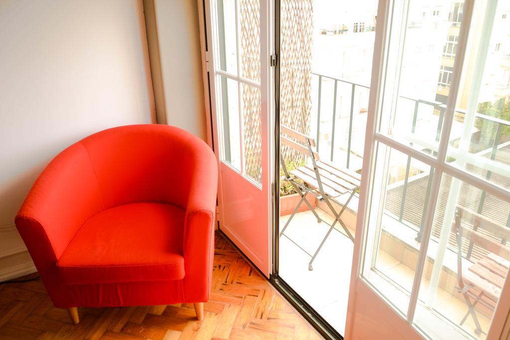 Alvalade II Airport Guest House Lissabon Buitenkant foto